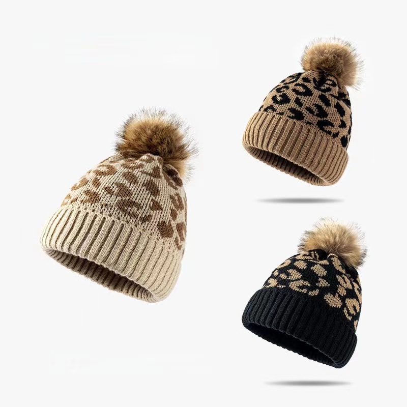 قبعة نسائية منسوجة بنقشة الفهد - مراجعة Beanie Cuffed Knit وسعره